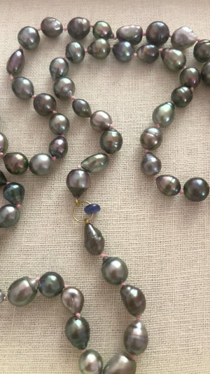 Tahitian Pearl 18K Necklace: Astrological Gem Aligned with The Moon